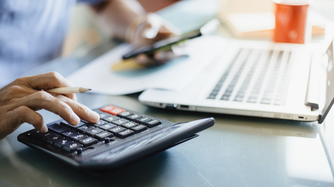 Comparaison des prix des forfaits Shopify Basic, Grow, Advanced et Plus en dollars canadiens